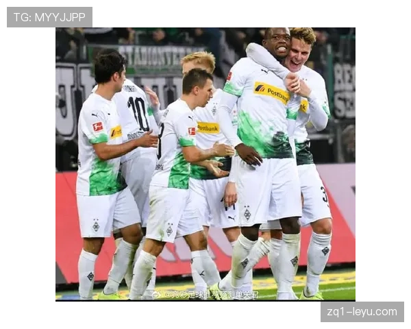 门兴格拉德巴赫新赛季备战火热,新星闪耀引关注 门兴格拉德巴赫新赛季备战火热,新星闪耀引关注