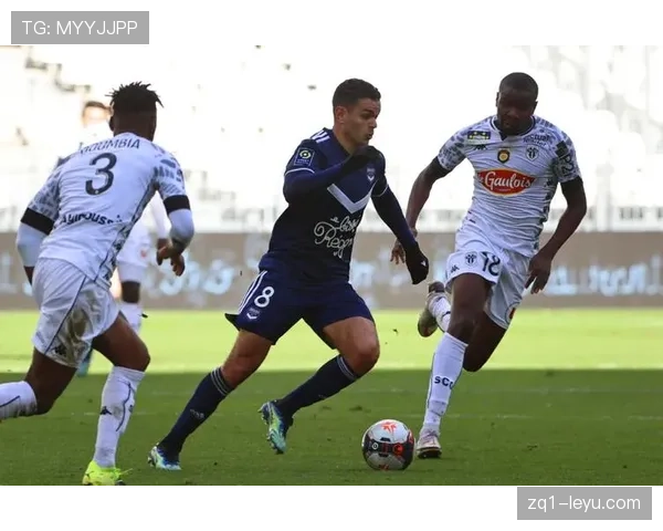 里昂防线稳固，防守表现亮眼助力状态回暖