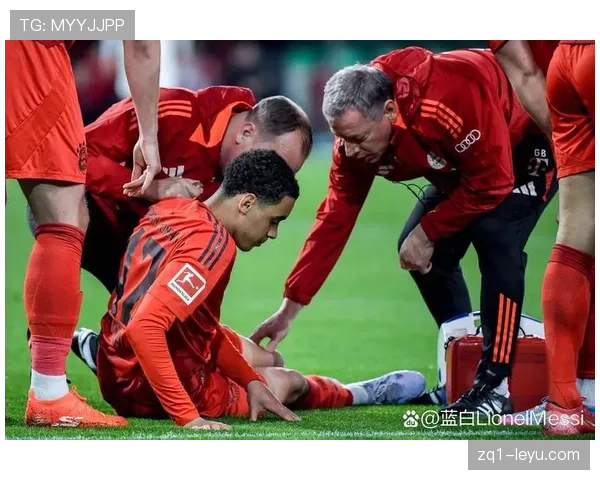 穆西亚拉防守端显著成长，参与度提升助球队稳固后防