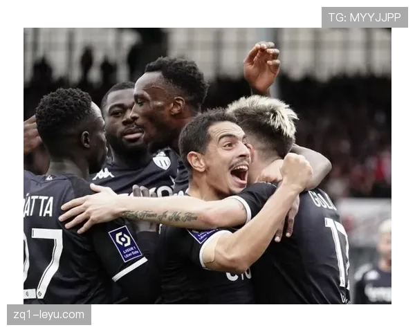 巴黎越踢越年轻，但稳定性真的撑不住了？