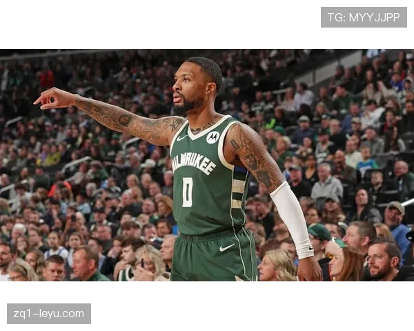 利拉德球场像CEO，社交照像隔壁大哥精打细算，反差太带感